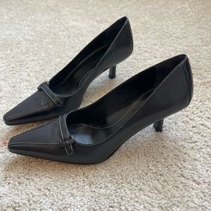 Vintage Cole Haan Kitten Heels